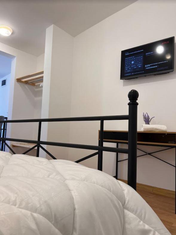 Premont Studios Ghimbav Экстерьер фото